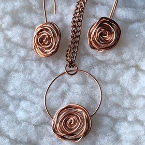 Coated Copper Rosette Pendant & Earrings - 18" Chn